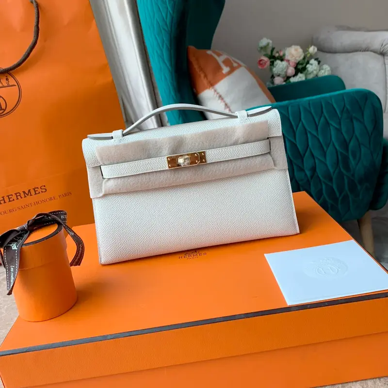 Front View of White Epsom Leather Replica Hermes Kelly 22cm Bag