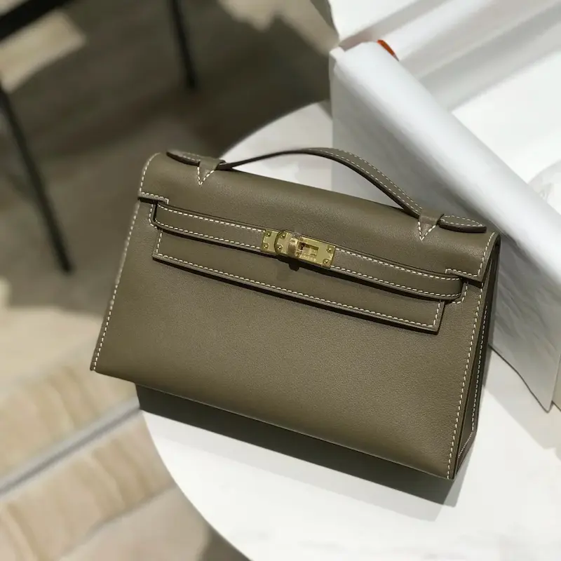 Etoupe Color Replica Hermes Kelly 22cm Bag - Front View Detail