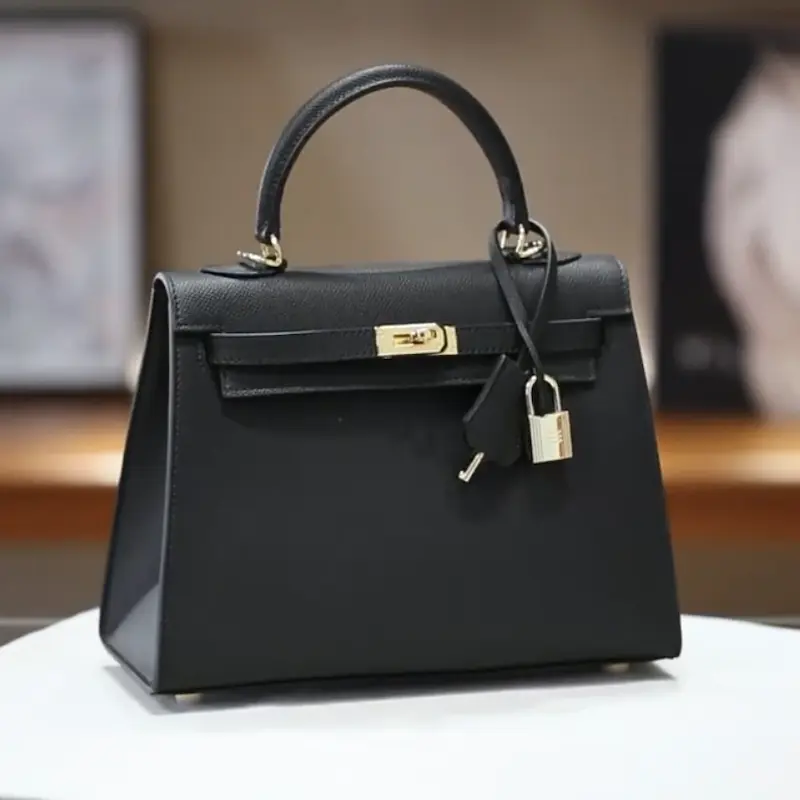 Replica Hermes Kelly 25cm Black Epsom Leather with Gold Hardware - Front View