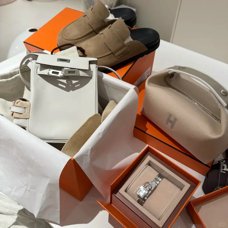 Crisp White Hermes Kelly Jump Backpack Replica with Silver Hardware on a clean background