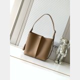 Medium Bilbao bucket in soft calfskin and suede