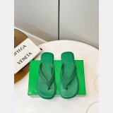 BOTTEGA VENETA Sampieri Thong logo-embossed leather-trimmed rubber sandals