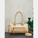 MIU MIU Glossy leather handbag 5BA332