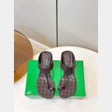 Bottega Veneta Livia Thong women slippers
