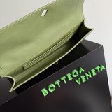 Women's Andiamo Clutch in Ostrich Vein
