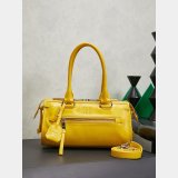 MIU MIU Glossy leather handbag 5BA332