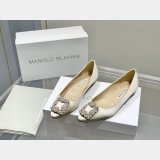 Manolo Blahnik HANGISIFLAT Pumps