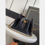 Top CC 25 Mini Handbag AS5631