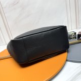 TOP Yves Saint Laurent Le 5 A 7 Bea IN grained leather
