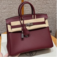 Best replica Hermes Rouge H Replica Handbag Store 25 with pristine silver hardware on the front clasp