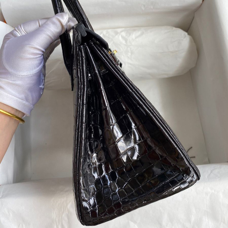 Side View of Replica Hermes Crocodile Replica Handbag Store 25 Bag Replica Hermes Replica Handbag Store 25 Side Profile - Black Crocodile Leather Structure