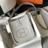 Replica Hermes Evelyne 16 Amazone TPM Bag Pearl Gray Replica Hermes Evelyne 16 TPM Bag