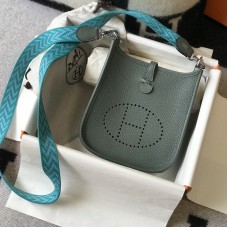 Replica Hermes Evelyne 16 Amazone TPM Bag Vert Amande Replica Hermes Evelyne 16 TPM Bag