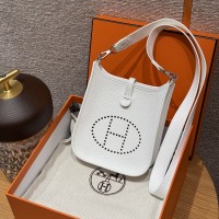 Replica Hermes Evelyne 16 Amazone TPM Bag White Replica Hermes Evelyne 16 TPM Bag