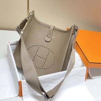 Replica Hermes Evelyne III 29 Bag