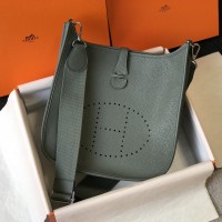 Replica Hermes Evelyne III 29 Bag
