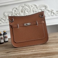 Replica Hermes Jypsiere 28 Bag in Gold Togo leather with crossbody design.