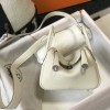 Hermes Mini Lindy Bag 19cm in Clemence Leather Craie