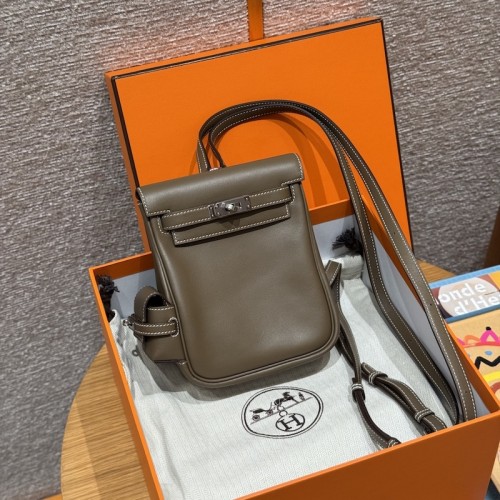 Replica Hermes Kelly Jump Backpack in Etoupe Swift - Top high quality replica