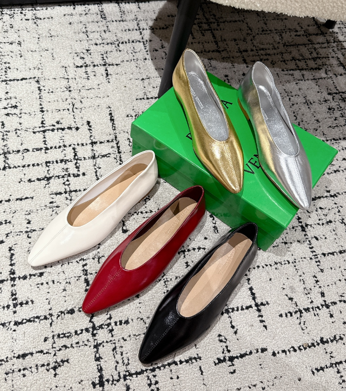 Bottega Veneta Marsell pointed-toe Leather
