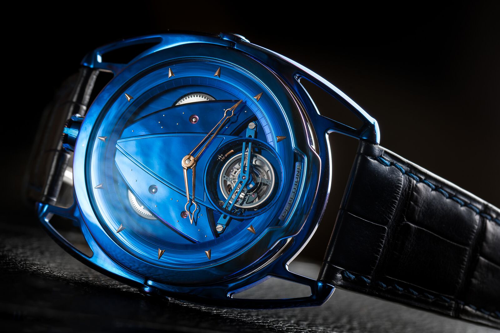 Haute Complication: De Bethune DB28 Kind of Blue Tourbillon