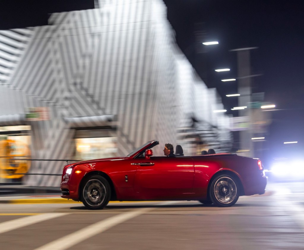 2020 Black Badge Dawn in Motion