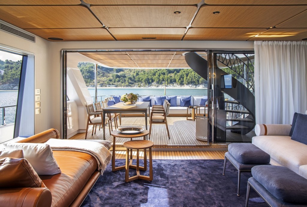 Custom Line Navetta 30